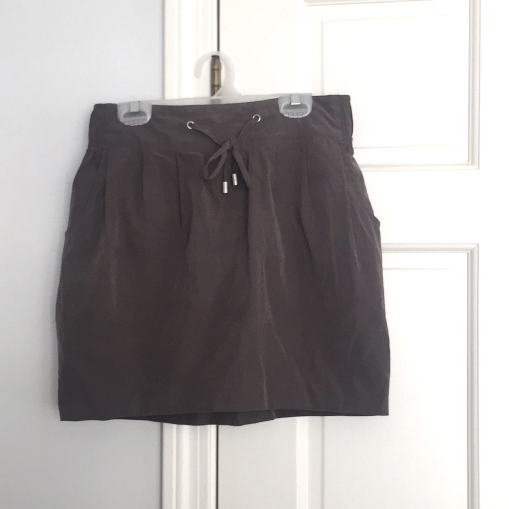 Suede mini skirt with pockets.